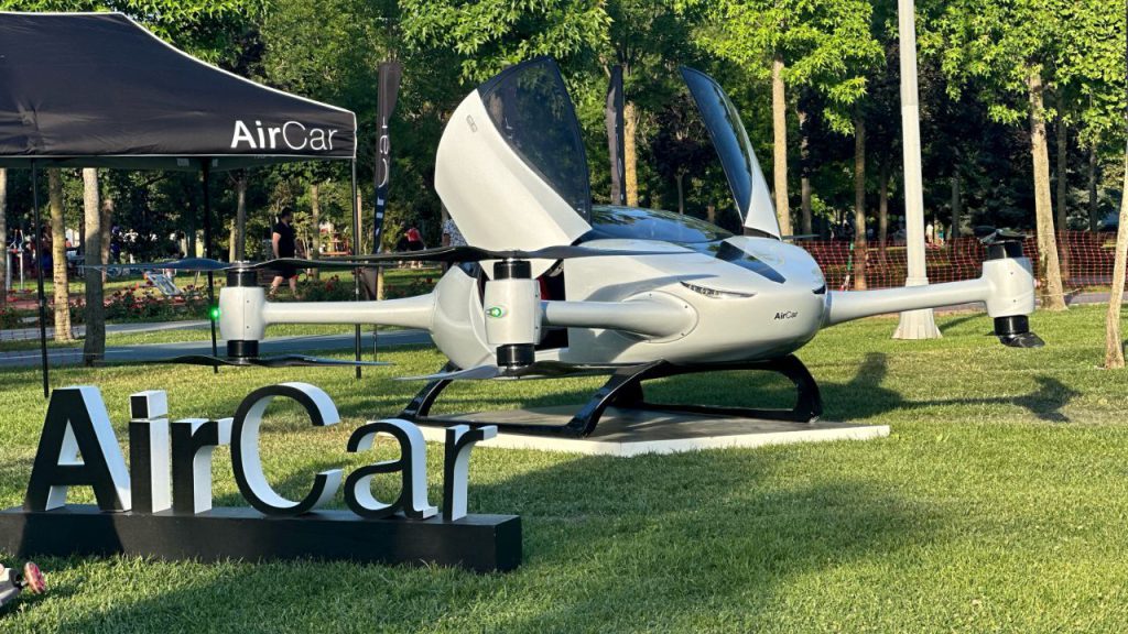 L&#039;AirCar Rivoluziona il Mercato dei Veicoli Elettrici e Volanti con un Successo Senza Precedenti