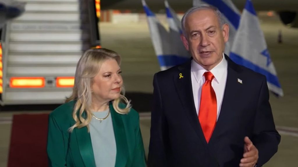 Sara Netanyahu interviene in favore del marito: una mossa politica per evitare la condanna per corruzione