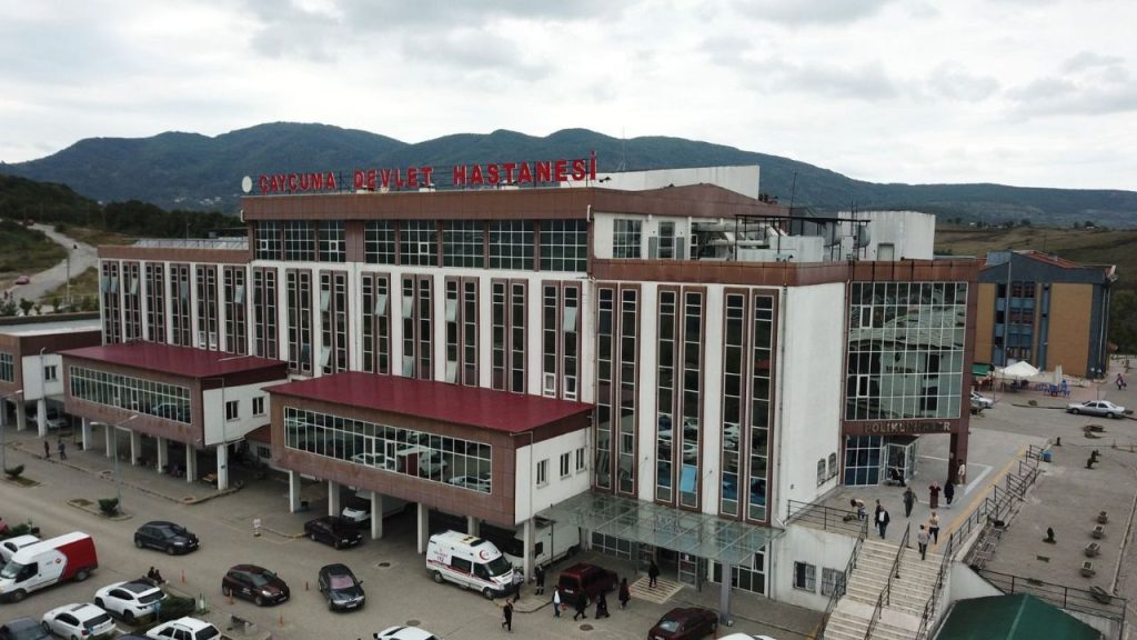 Zonguldak&#039;ta hastaneyi alarma geçiren olay! 16 yaşındaki kız karın ağrısıyla gitti, ölü doğum yaptı