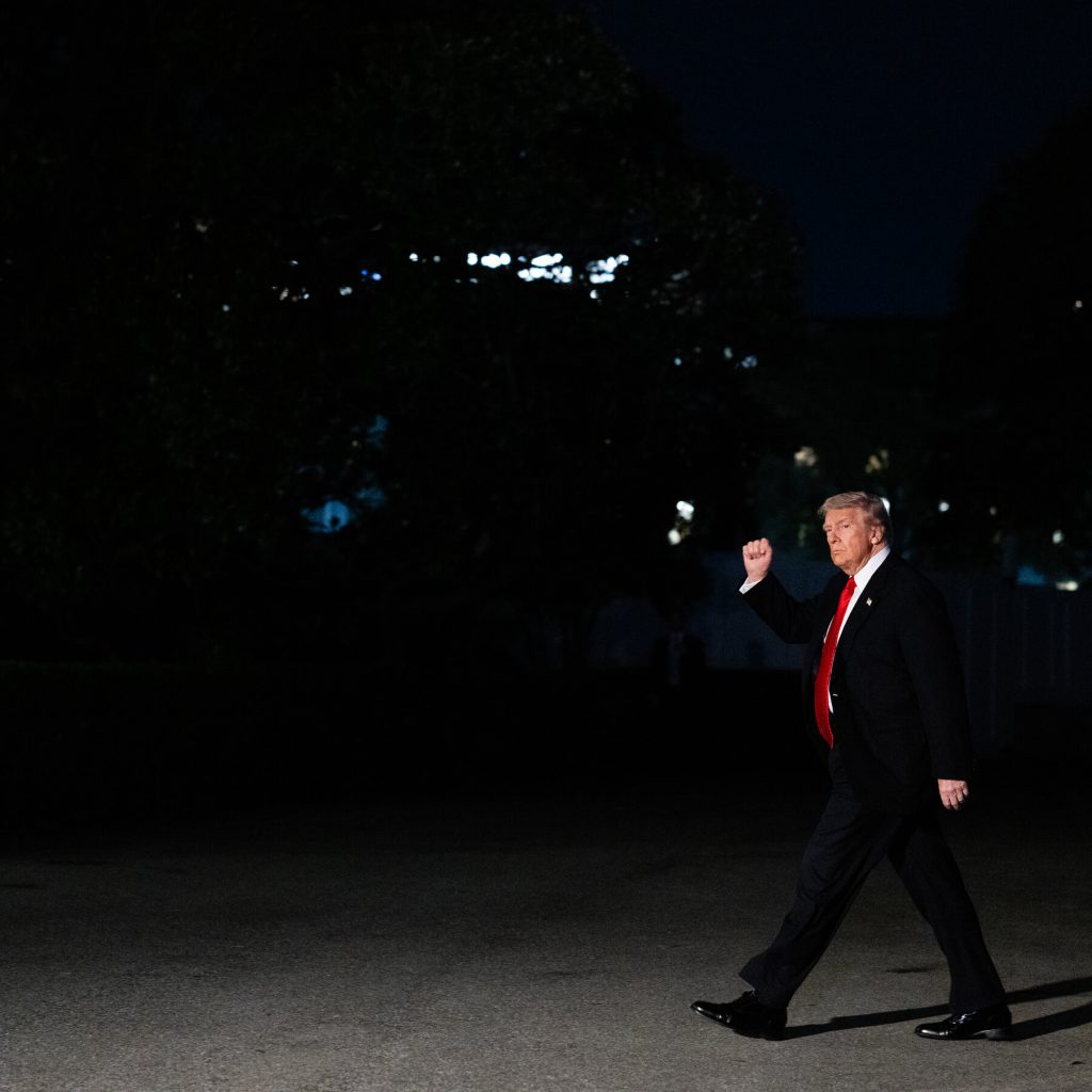 Le Elezioni e la Causa sulle Tariffe: il Futuro della Presidenza Trump in Bilico