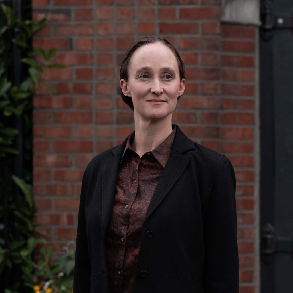 Una nuova voce per Seattle: la signora Katie Wilson eletta sindaco con un programma di cambiamento