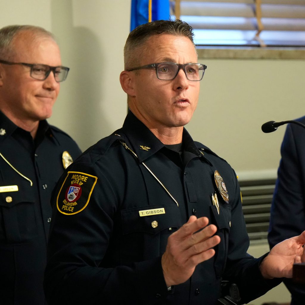 Condannato per reati sessuali arrestato dopo 13 anni di latitanza: il caso di Anthony Lennon e le sue implicazioni sulla sicurezza negli ambienti accademici