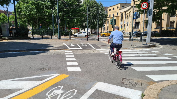 Lettere ai lettori di La Stampa: uno specchio dei tempi e delle preoccupazioni dei cittadini
