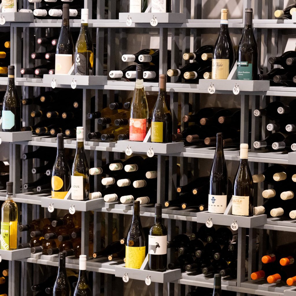 La Corte Suprema degli Stati Uniti si confronta con le tariffe doganali dell&#039;amministrazione Trump: un caso cruciale per l&#039;economia globale