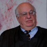 Un Giudice Federale Si Dimette per Difendere la Democrazia contro le Azioni del Presidente Trump