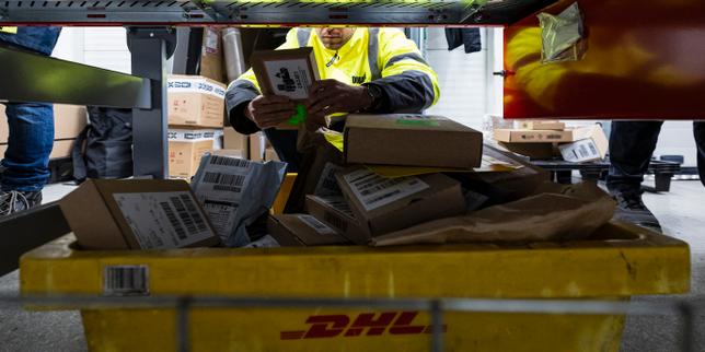 La Francia tassa i pacchi extra‑UE di 2 euro per contrastare la concorrenza cinese