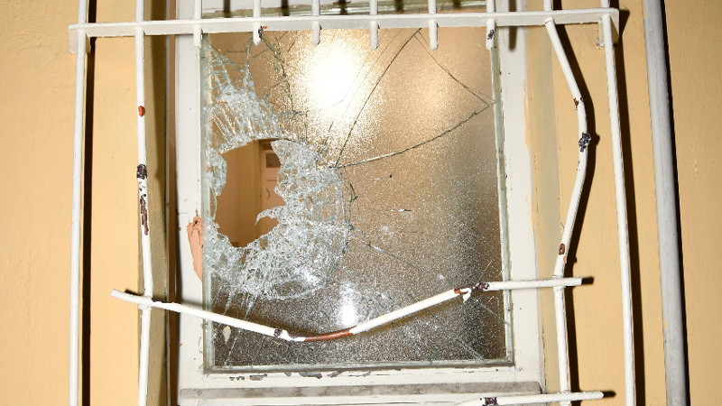 Quattro arresti per furti in negozi a Torino, recuperati due veicoli rubati