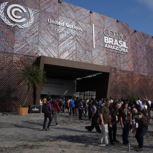 Assenza dei leader aziendali americani al summit climatico dell'ONU: una scelta che preoccupa