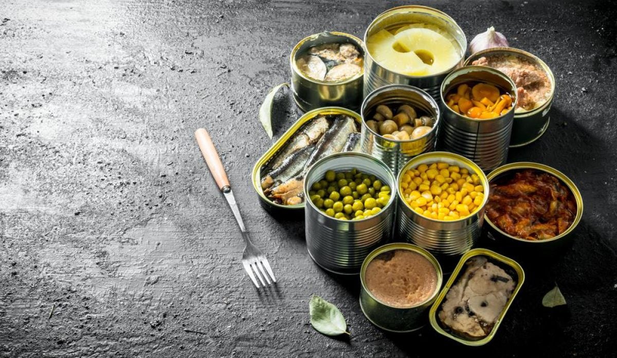 Dietista suggerisce 6 conserve essenziali per la dispensa