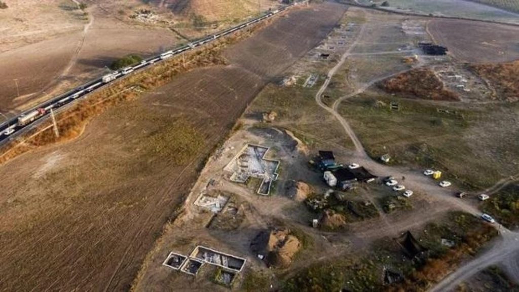 Scoperta Archeologica in Israele: Un Vinacciolo di 5000 Anni Fa Rivela la Storia della Viticoltura Antica