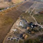 Scoperta Archeologica in Israele: Un Vinacciolo di 5000 Anni Fa Rivela la Storia della Viticoltura Antica