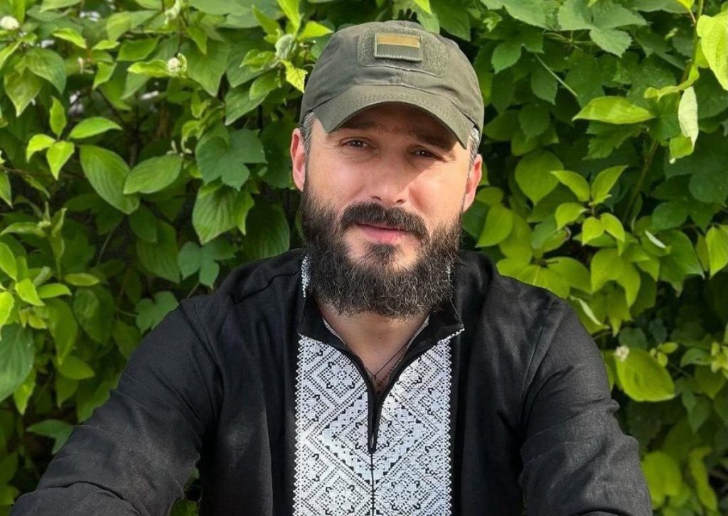 Una nuova vita dopo la fine di un capitolo: l'attore Fedinchik ricostruisce la sua esistenza con il sostegno della sua ex moglie