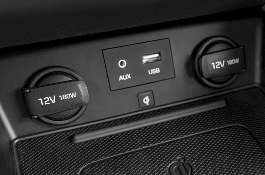 Dispositivi da evitare sul connettore di accensione del veicolo