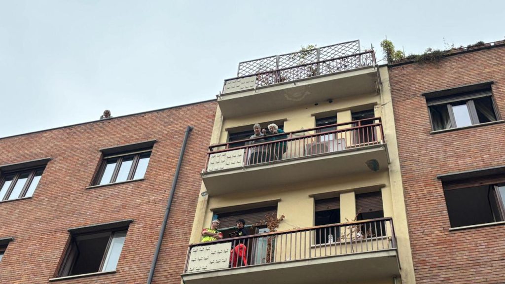 Incendio domestico a Torino: la tragica morte di un uomo di 79 anni sottolinea l&#039;importanza della sicurezza in casa