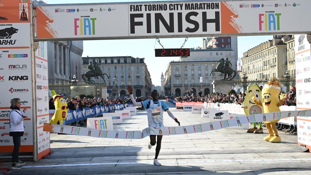 Fiat Torino Marathon 2025: Tabarach vince, Limaurei regina femminile, tracciato record di velocità