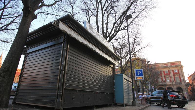 Problemi quotidiani a Torino: servizi igienici, traffico, disprezzo e aumenti salariali