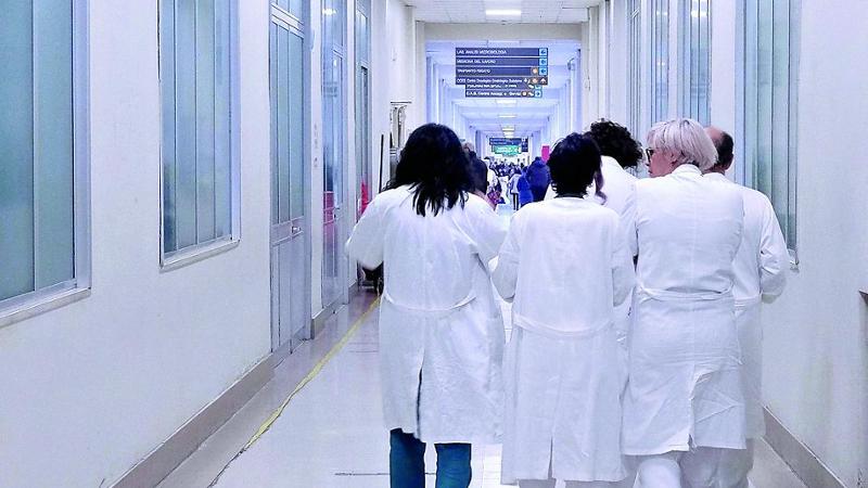 Ridimensionamento della Sanità in Piemonte: Tagli e Fusioni di Reparti e Strutture Sanitarie