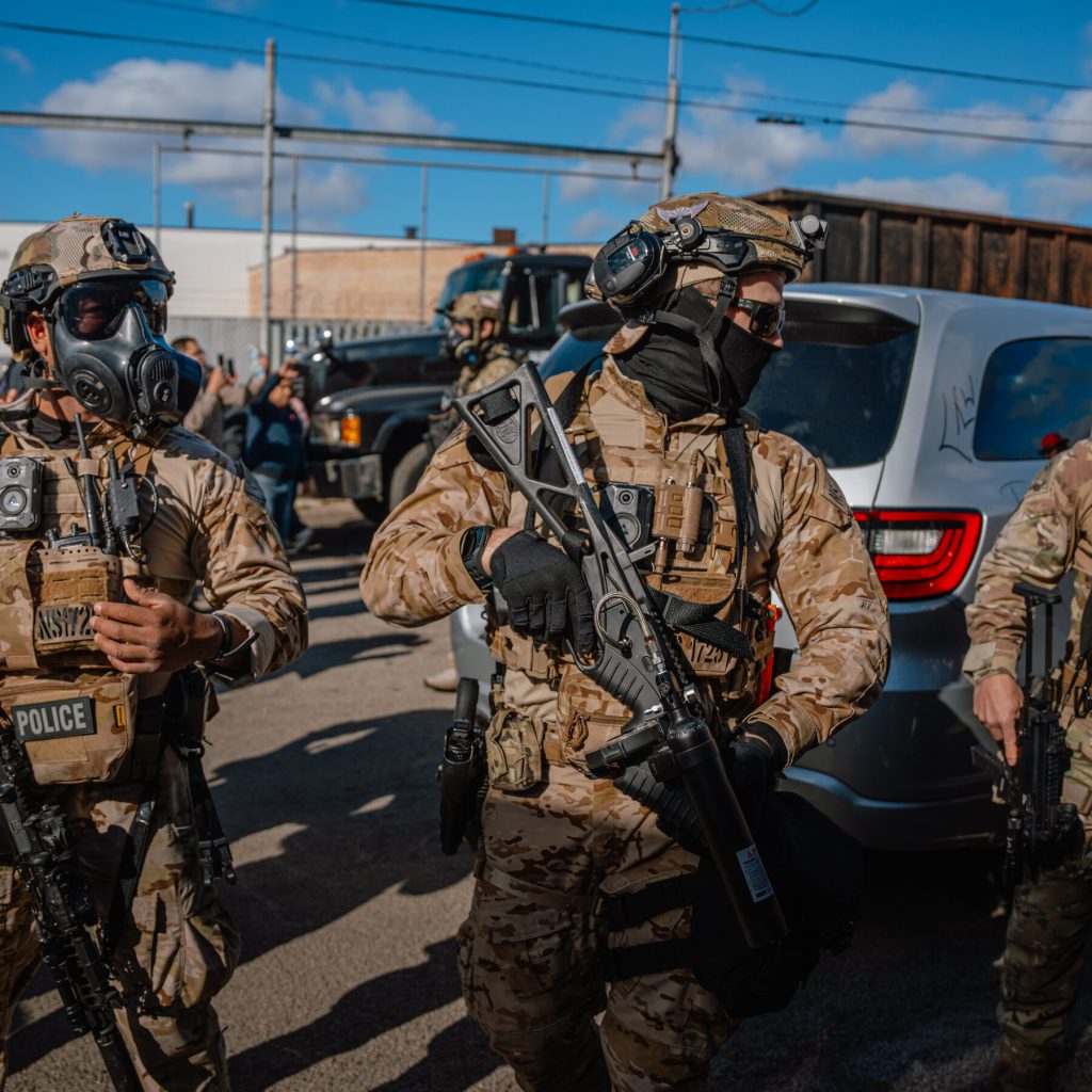 Giudice Federale Interviene per Tutelare i Diritti degli Immigrati a Chicago