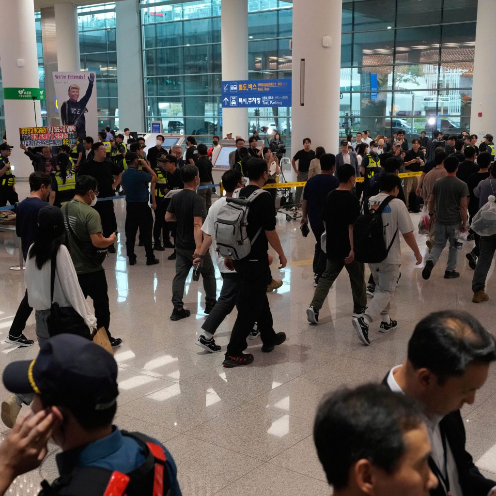 Lavoratori sudcoreani tornano al lavoro in Georgia dopo la riemissione dei visti da parte degli Stati Uniti