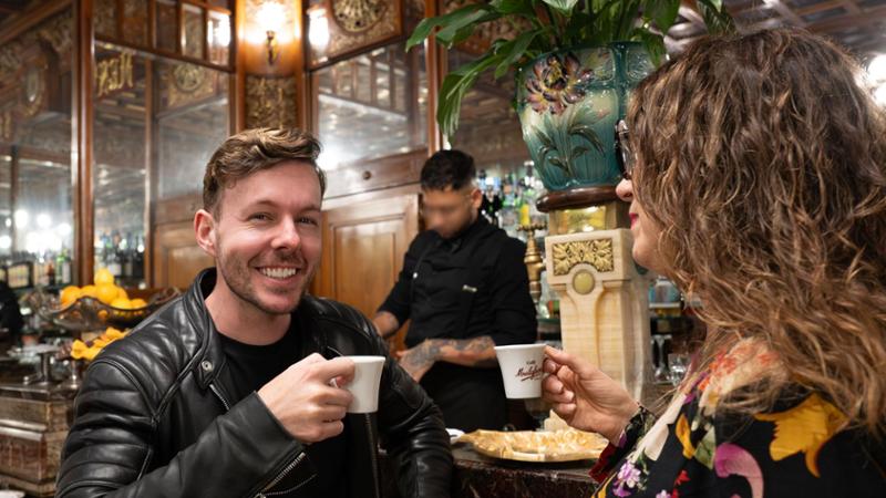 Il Tenore Australiano Alasdair Kent: Una Passione per l&#039;Arte e la Cultura Italiana al Teatro Regio di Torino