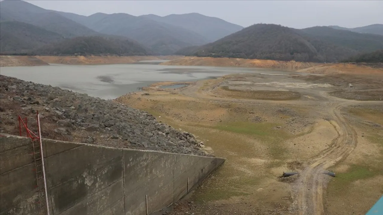 Yalova: solo 15 giorni di acqua potabile rimasti, emergenza idrica