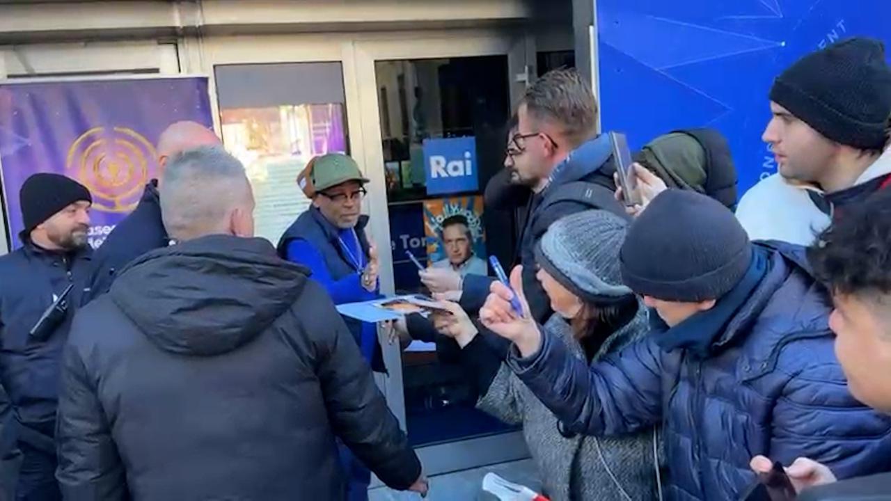 Banderas suona il piano di Buscaglione, Spike Lee prova il Rischiatutto al Torino Film Festival