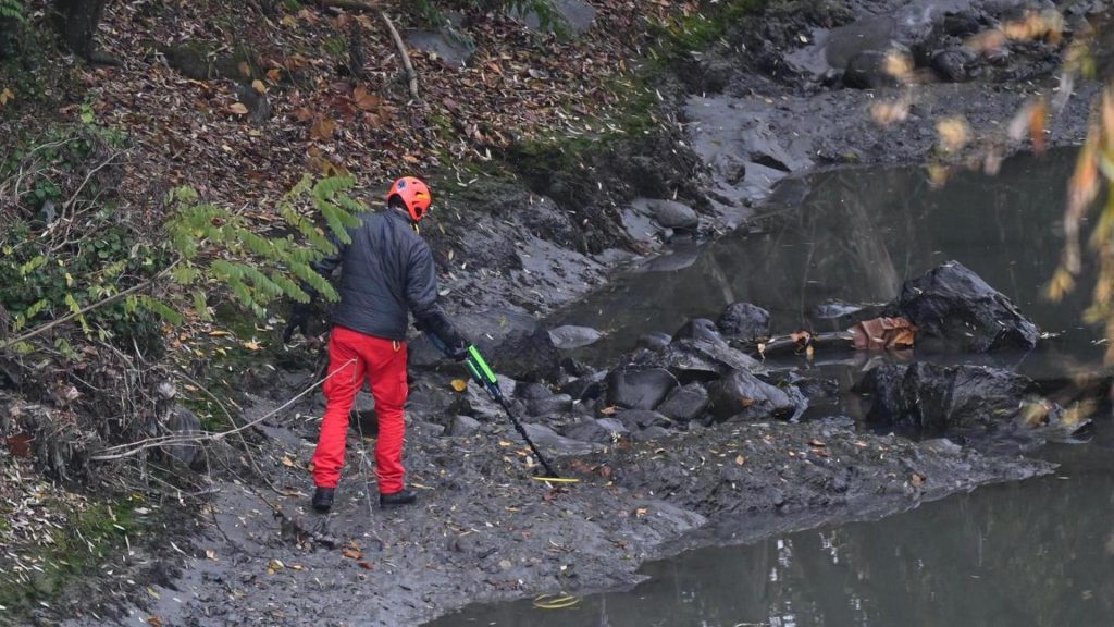 Michele Nicastri getta l&#039;arma dell&#039;omicidio di Collegno: le forze dell&#039;ordine cercano tracce