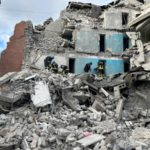 Russia prepara attacco a Slavyansk: intensificata retorica e minaccia di bombardamenti aerei