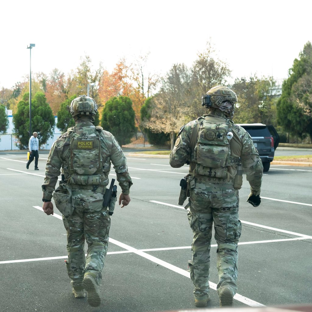 Border Patrol degli Stati Uniti in azione a Charlotte: ricerca di immigrati senza documenti