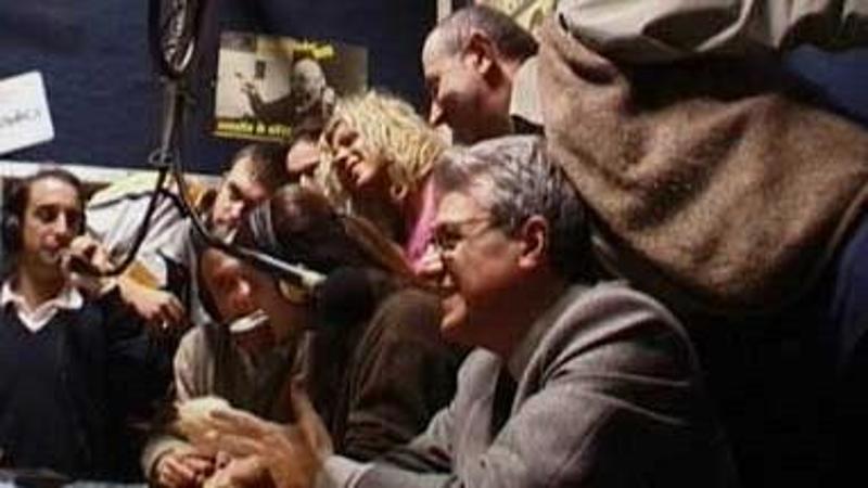 Radio Torino Popolare compie 22 anni: la voce indipendente della città tra storia e impegno sociale