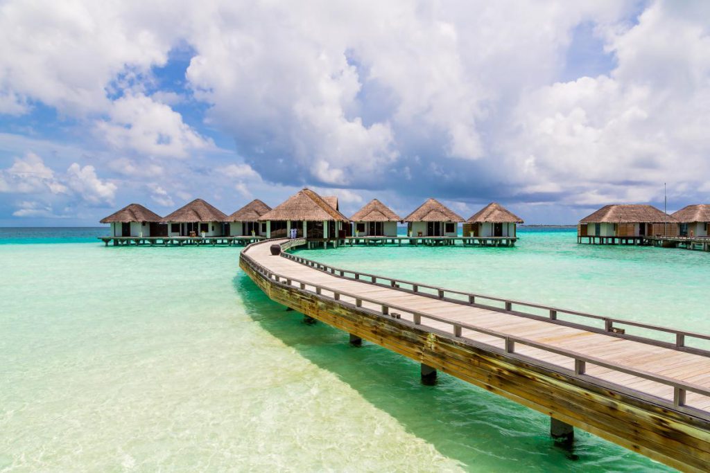 Nuovo Divieto alle Maldive: Turisti Sottoposti a Sanzioni per Proteggere Ambiente e Cultura Locale