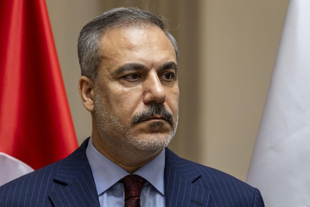 Turchia Sostiene la Diplomazia per Risolvere il Conflitto in Ucraina