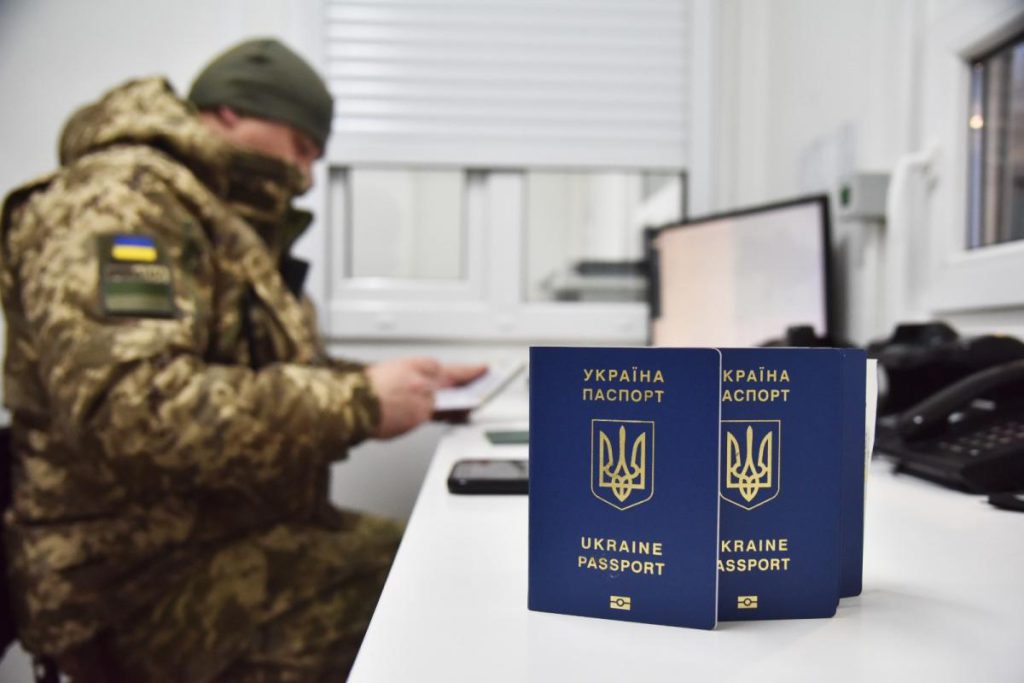 Mindič fuggito dall'Ucraina: attraversamento accelerato e ritorno degli altri soggetti