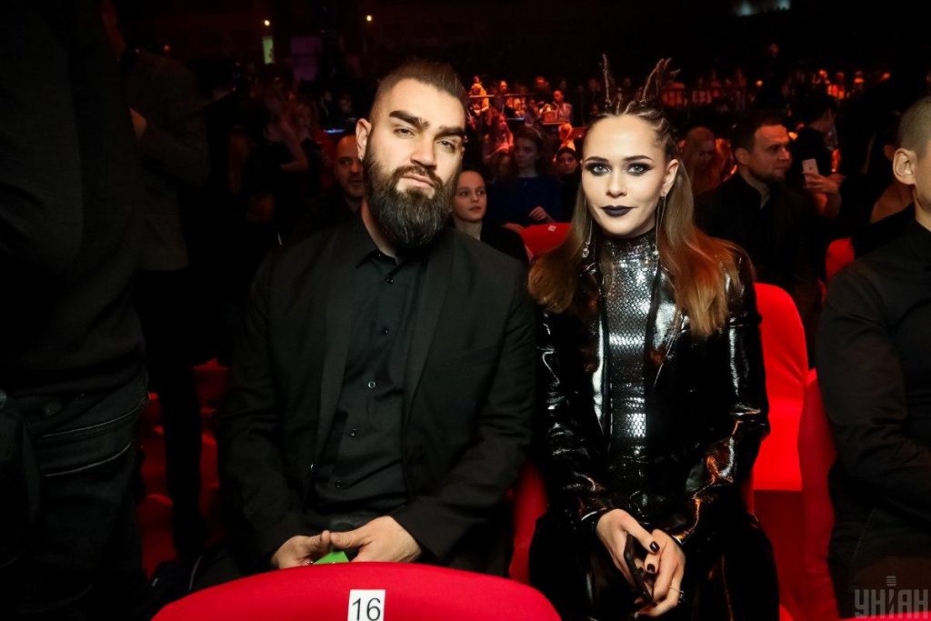 Minacce alla cantante Saniina: la controversia intorno a The Hardkiss