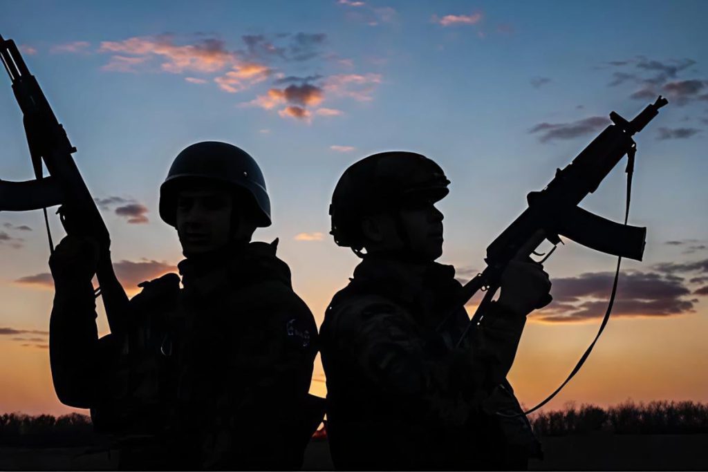 Ucraina accetta di ridurre le truppe: FT indica la cifra