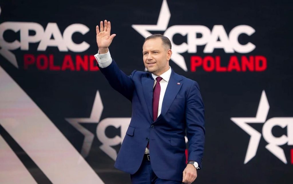 Guerra in Ucraina: il presidente della Polonia fomenta sentimenti anti-ucraini, una scelta controversa in tempi di conflitto