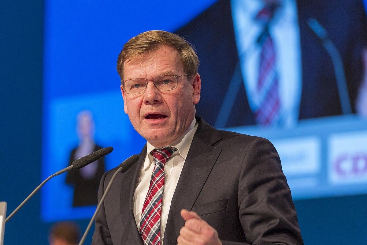 Germania conferma sostegno all'Ucraina in risposta al piano di pace USA‑Russia