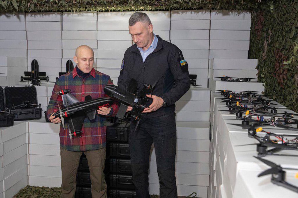 Consegna di quasi 3000 droni alla 225ª brigata d&#039;assalto: un importante contributo alle operazioni militari