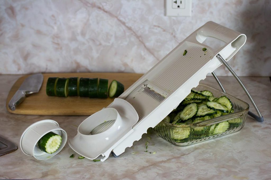 Strumenti da Cucina: I Cuochi Professionisti Svelano la Verità sui Gadget Inutili