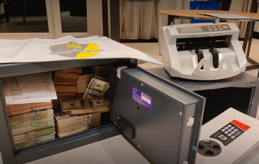 Corruzione nell&#039;energia: come la malavita sta influenzando le imprese strategiche del settore pubblico