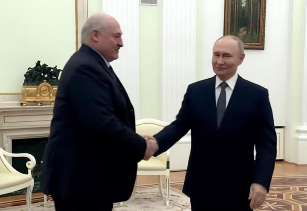 Belarus produce armi per la Russia con l’aiuto tecnico della Cina