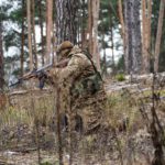 Zelensky chiede modifiche al piano di pace americano; la negoziazione potrebbe durare un anno