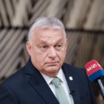 Orban vieta l'aiuto UE all'Ucraina finché Kiev non firma il piano di pace di Trump