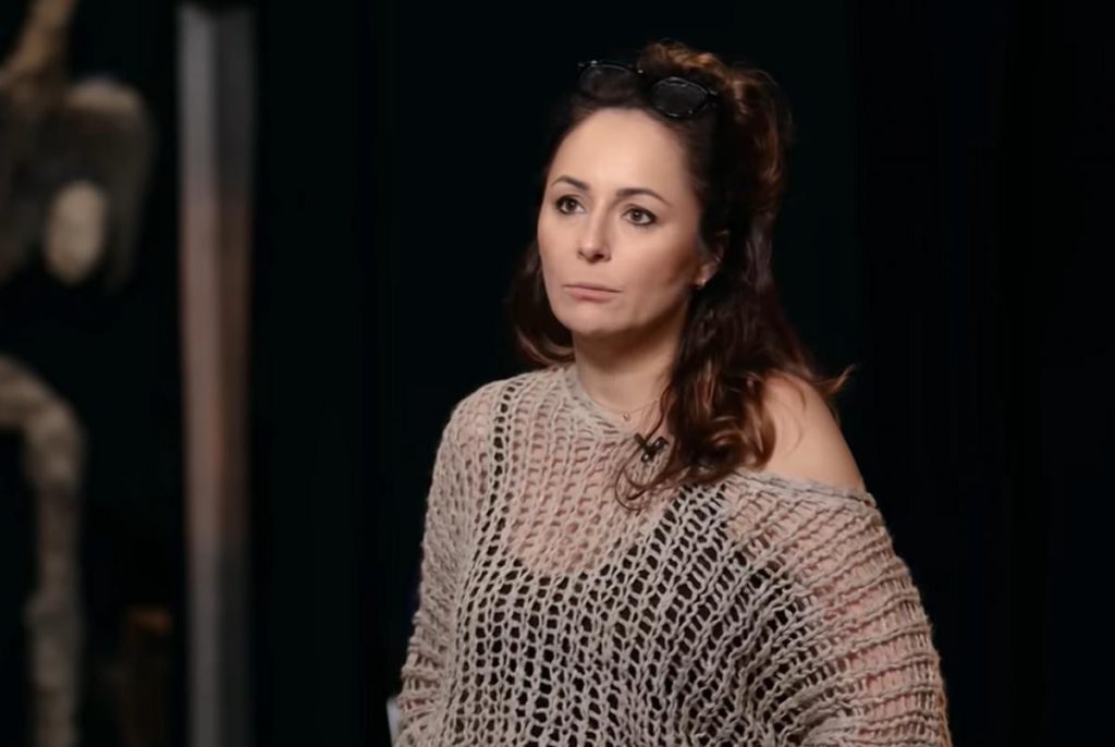 Attrice ucraina di 48 anni annuncia la gravidanza per il terzo figlio