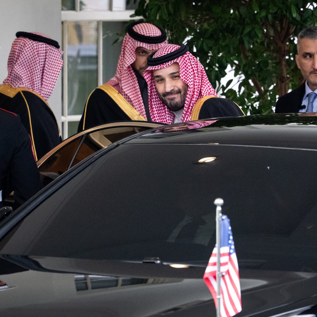 Il principe saudita Mohammed bin Salman ristabilisce rapporti con gli USA a modo suo