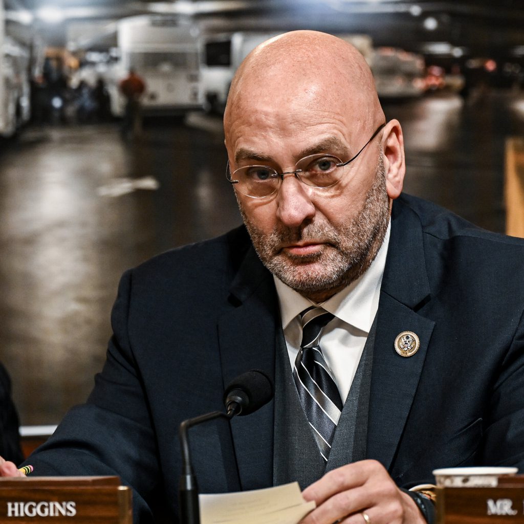 Clay Higgins è l&#039;unico deputato a votare contro la pubblicazione dei documenti di Epstein