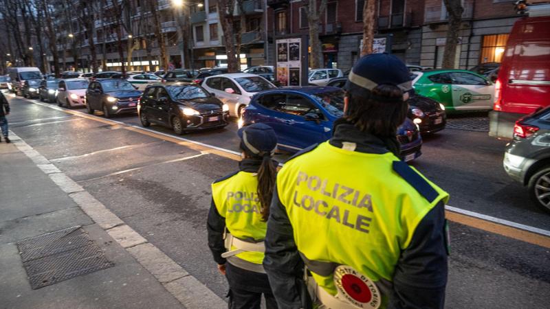 Miglioramento del traffico: il sindaco Lo Russo interviene con multe e mezzi pubblici più veloci