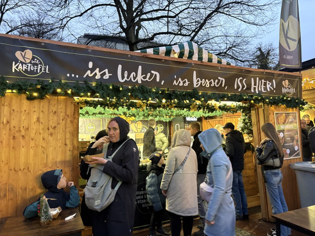 Prezzi in Calo al Weihnachtsmarkt di Essen-Steele: un&#039;Eccezione alla Regola dell&#039;Aumento dei Costi