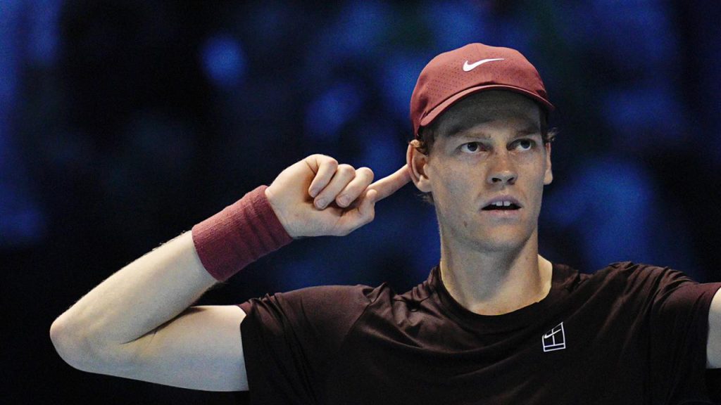 Sinner batte Alcaraz e conferma la leadership ai Finali ATP 2025 a Torino