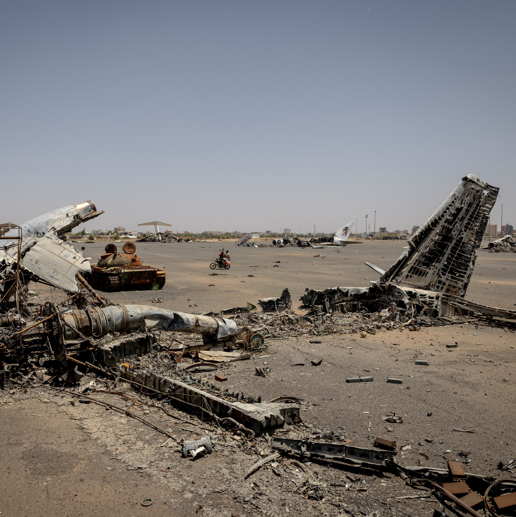 Trump si impegna a cercare la pace in Sudan, ma le azioni concrete restano incerte